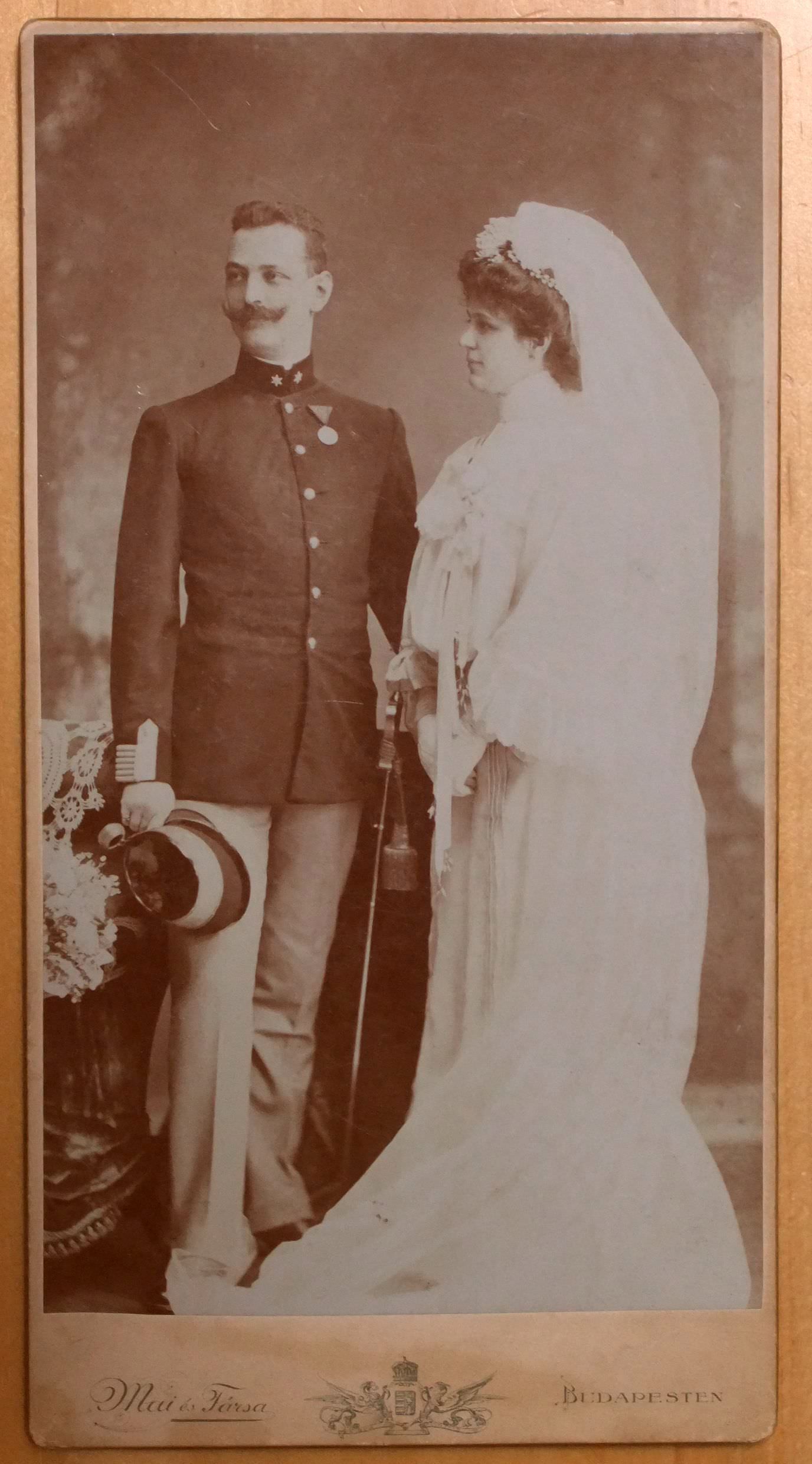 Mai és Társa: Esküvői pár. 1895 k. 