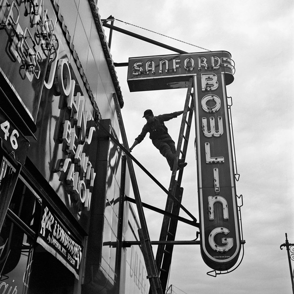 Fotó: Vivian Maier: New York, 1954. szeptember 20. © Vivian Maier/Maloof Collection, Courtesy Howard Greenberg Gallery, New York.